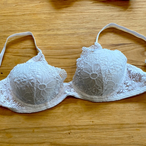 Never worn cosabella bra - Picture 1 of 2